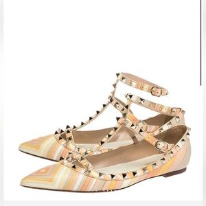 Valentino Garavani chevron